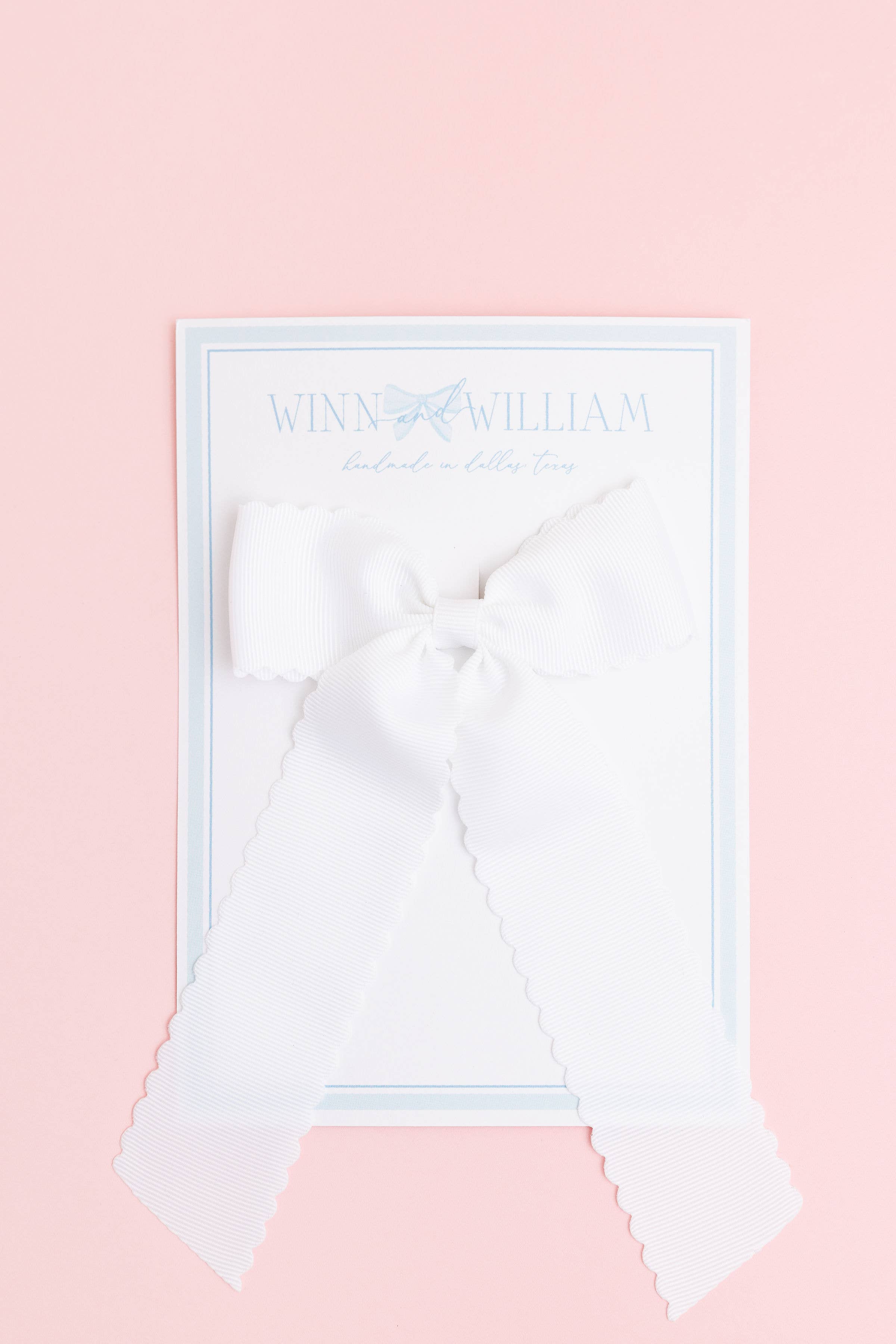 Scalloped Long-tail Bow: White / Medium