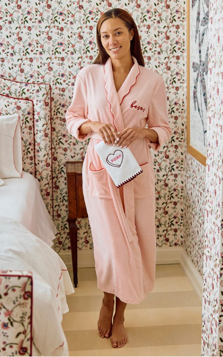 Weezie Long Scallop Lightweight Robe- Red/Pink